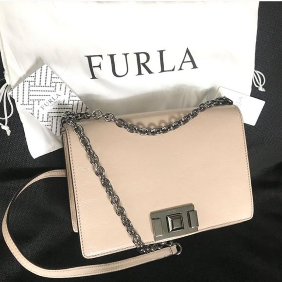 NWT Furla Beige Shoulder Bag made in Italy - Picture 2 of 9
